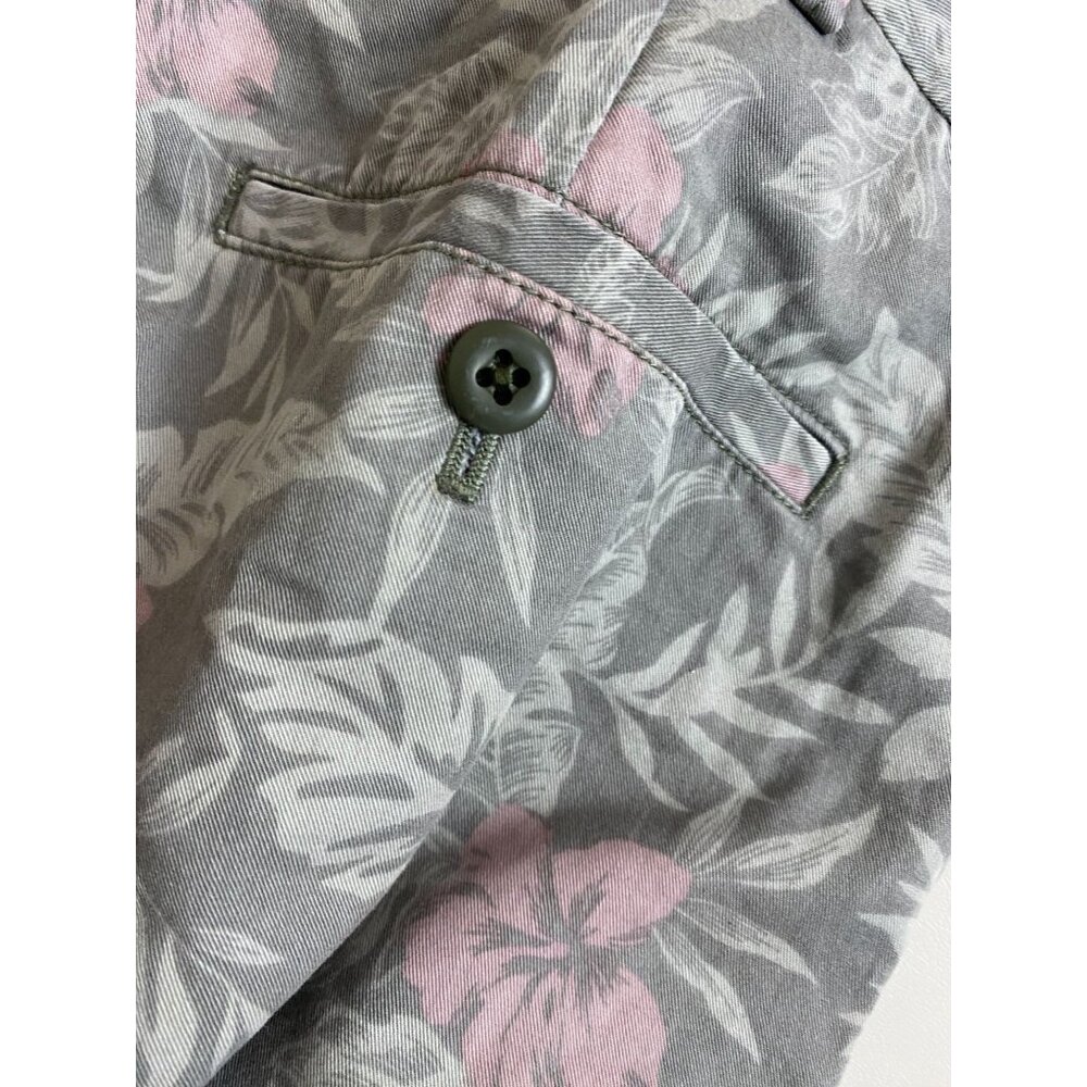 UNIQLO Floral Mens Chino Shorts size XL Hawaiian Vacation Casual Cruise Resort - Picture 13 of 16